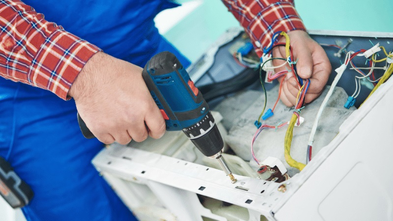 Bayrampaşa Franke Franke çamaşır makinesi kart tamiri – Su almama arızası orijinal parça ile giderildi. - Teknik servis örneği